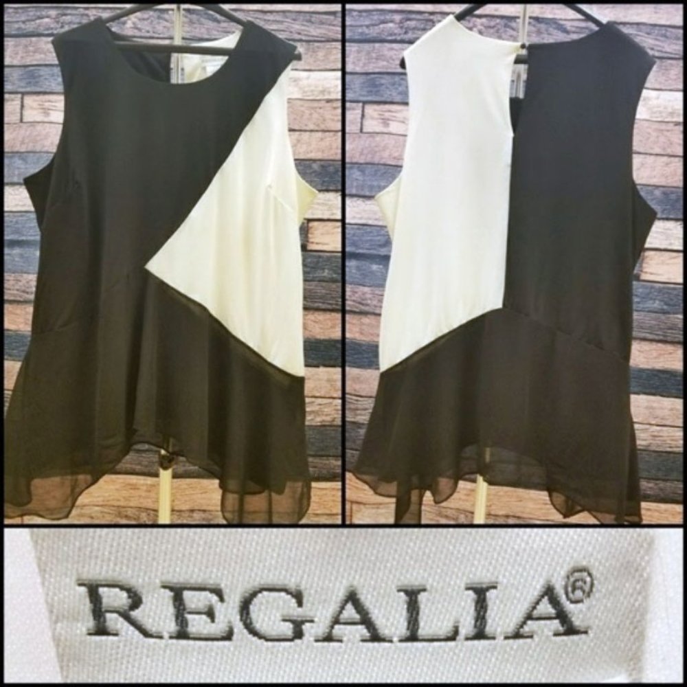 Regalia Color Block Black and White Top - Picture 2 of 3